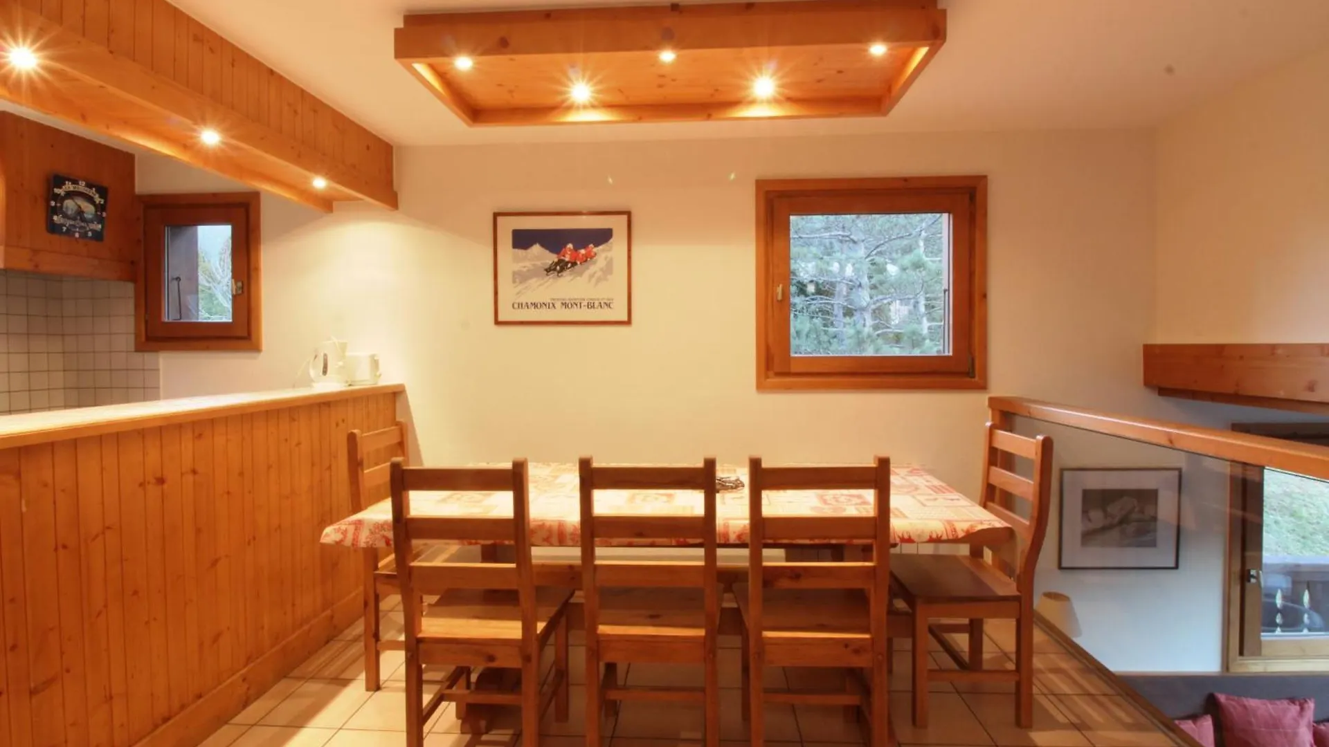 Chalet Ancelles - Les Praz - Golf - Vue Mont-Blanc - Randonnees Chamonix